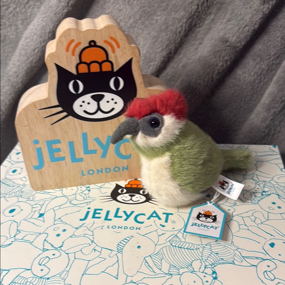 NWT Jellycat Birdling Woodpecker - RETIRED!!! VHTF! SHIPS SAME DAY!!!!